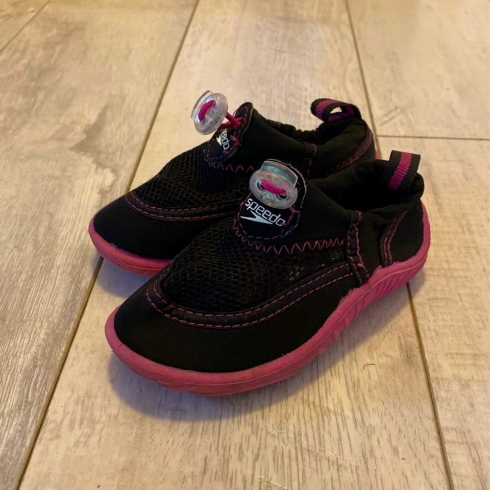 Water Shoes Toddler 5/6 Slip-Resistant
